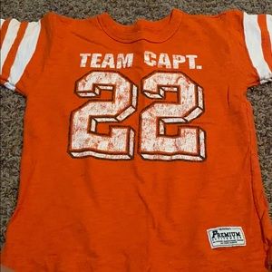 Boys heavier T-shirt.